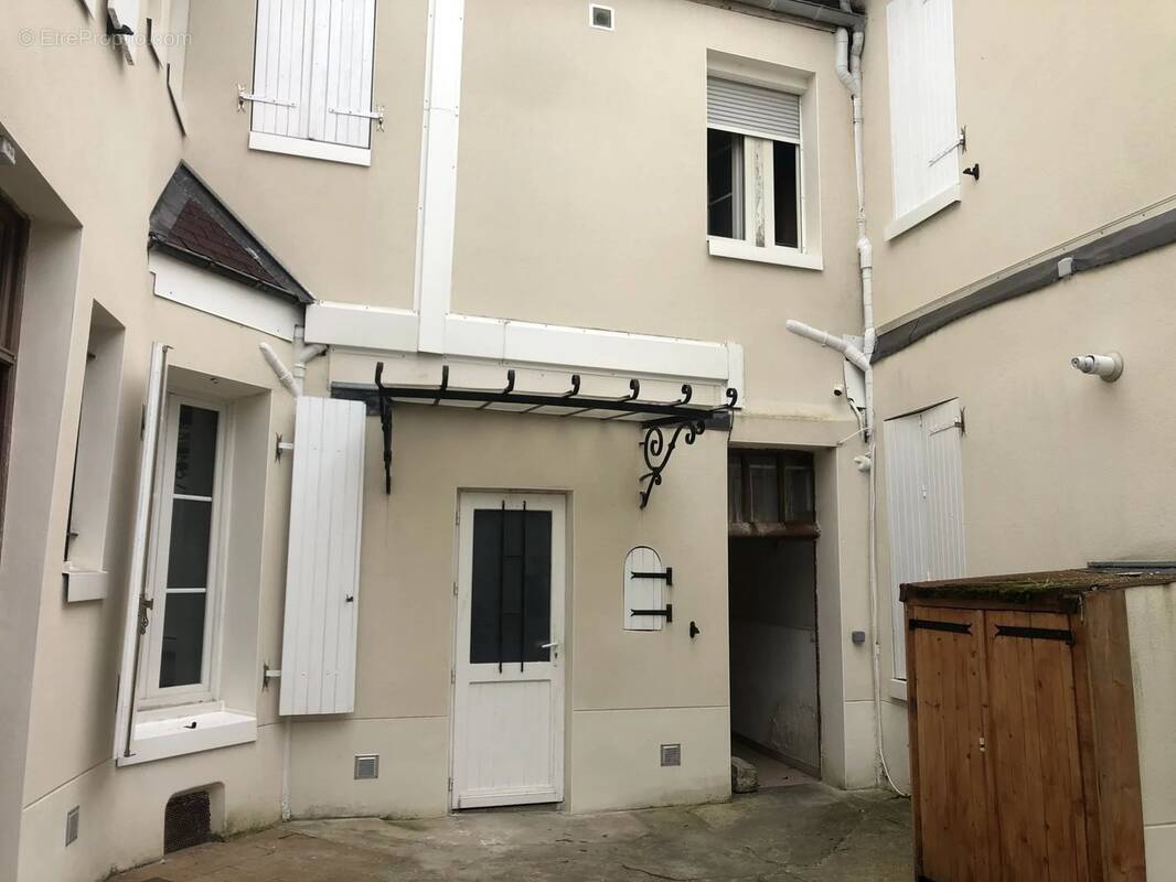 Appartement à SENS