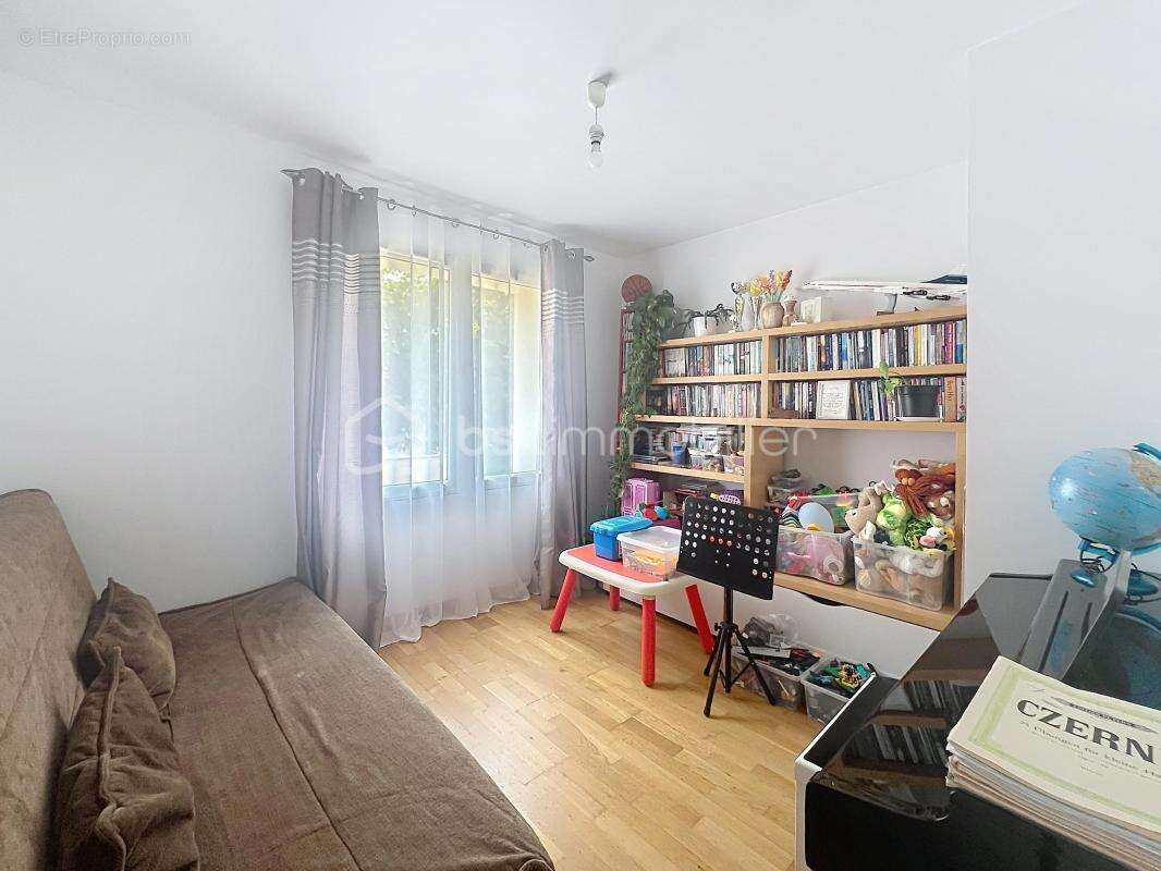 Maison Familiale 116 m2 Ris-Orangis - photo 9