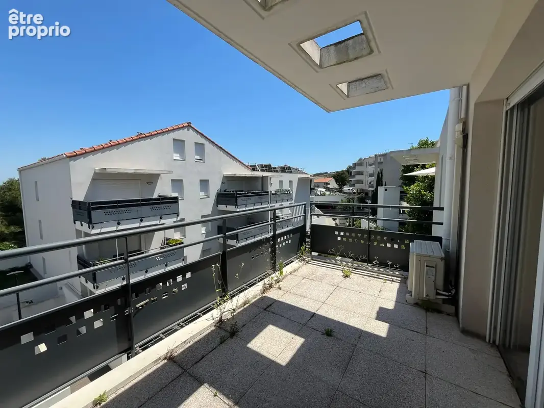 A vendre- t2 avec terrasse et garage - photo 5
