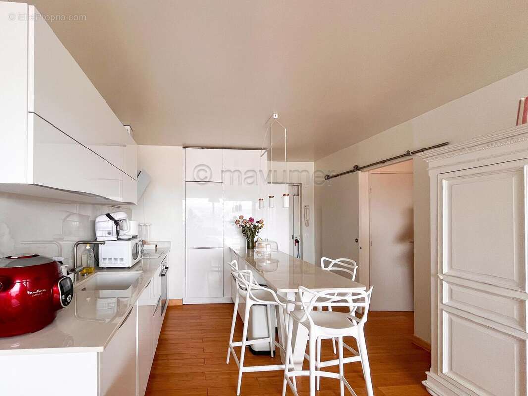 Appartement T2 Grand Pavois avec balcon et piscine Carré d\'OR  13008 Marseille n°12 - Appartement à MARSEILLE-8E