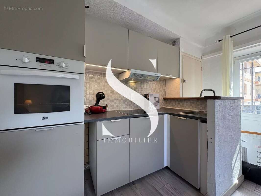 Appartement à VALLAURIS