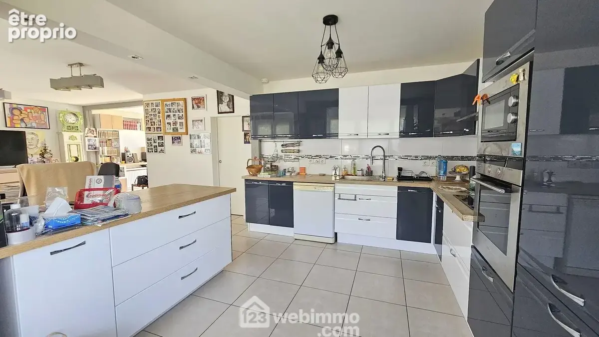 Une cuisine de 17 m² toute équipée!
