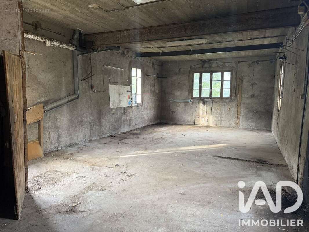 Maison 59 m² à Saint-Alban-Des-Hurtieres  - photo 6