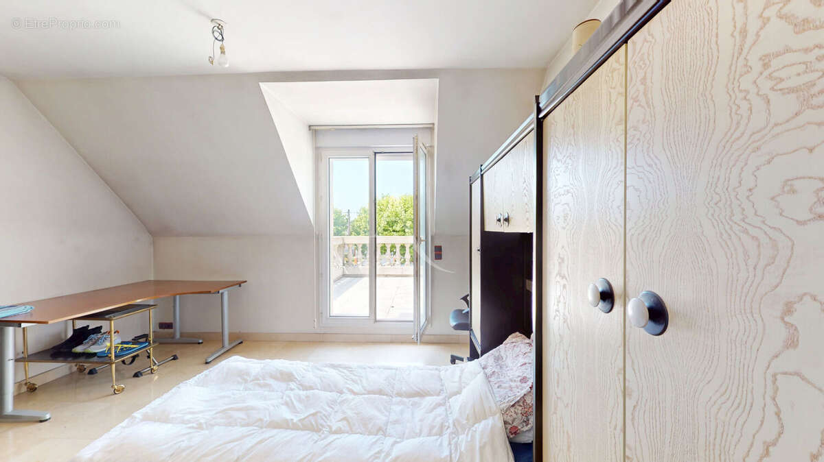 Maison à ROSNY-SOUS-BOIS