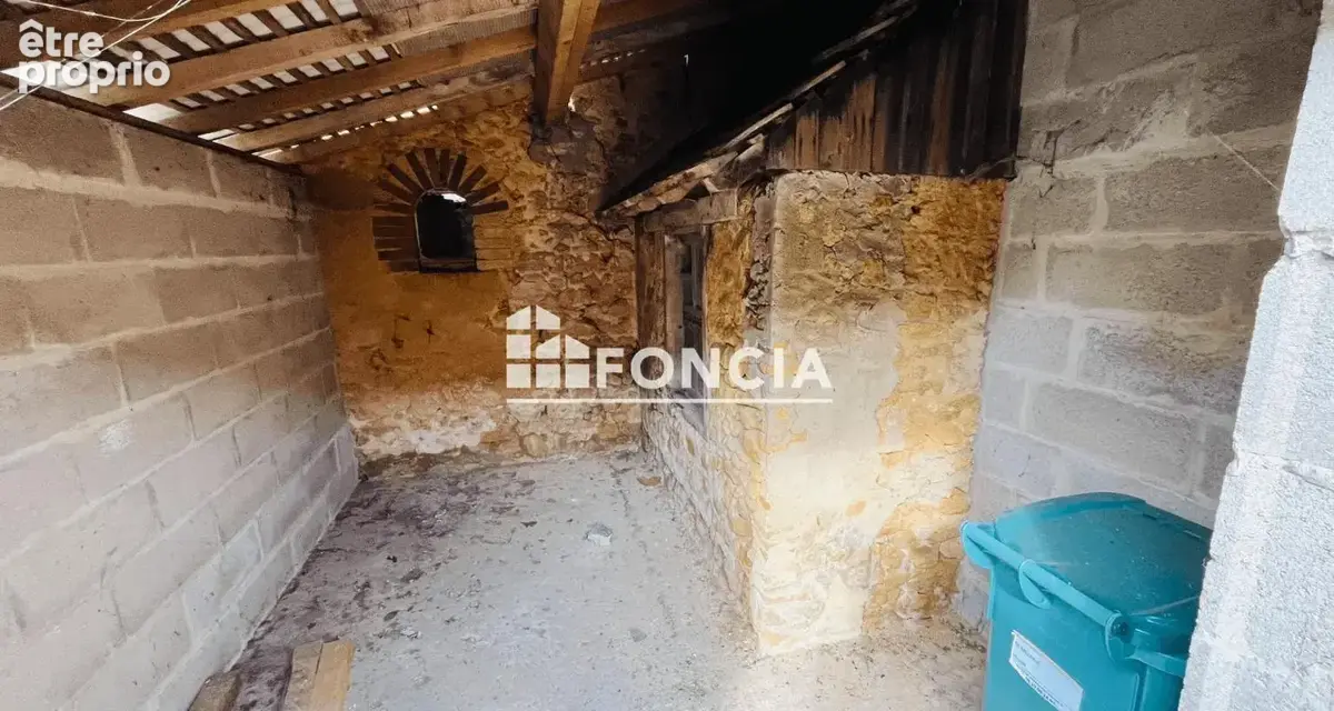 À vendre : Maison avec locataire en place au cœur de Dollon – Fort potentiel ! - photo 7