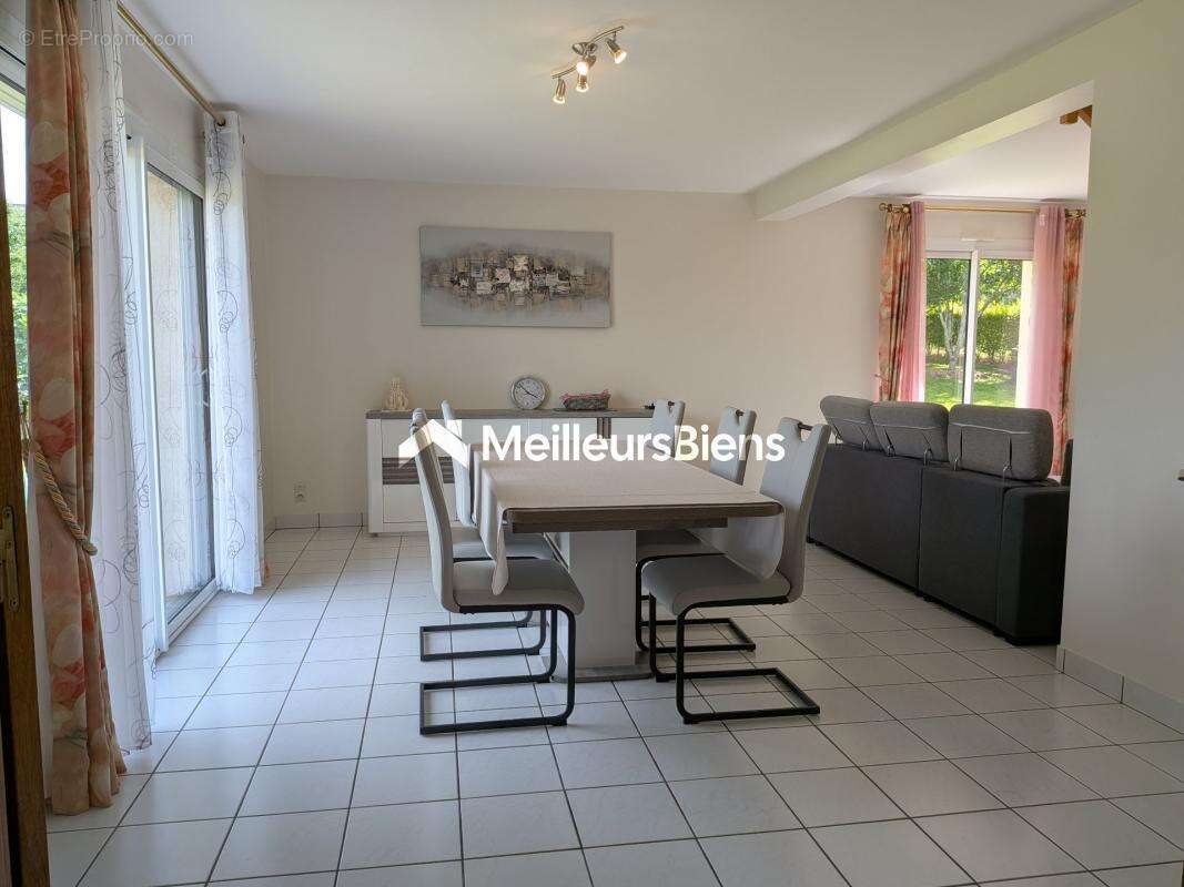 Maison familiale au cœur de La Gacilly avec grand terrain constructible - photo 9