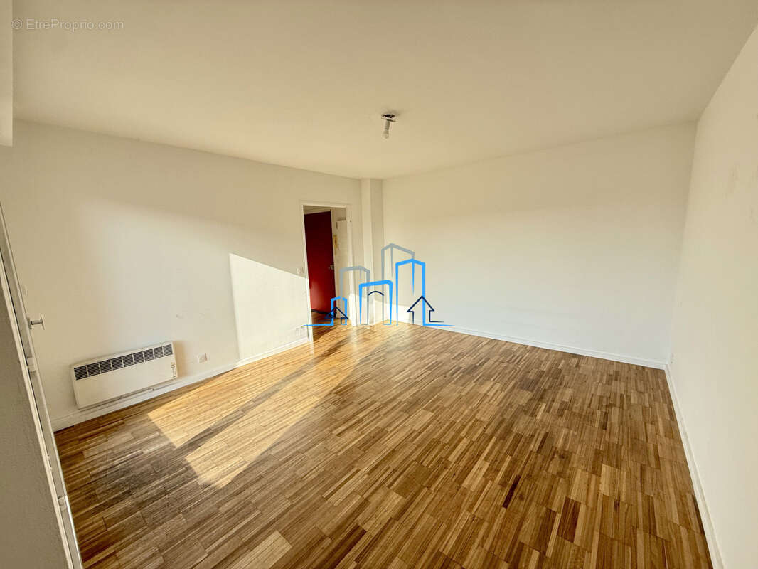 Appartement à PARIS-12E