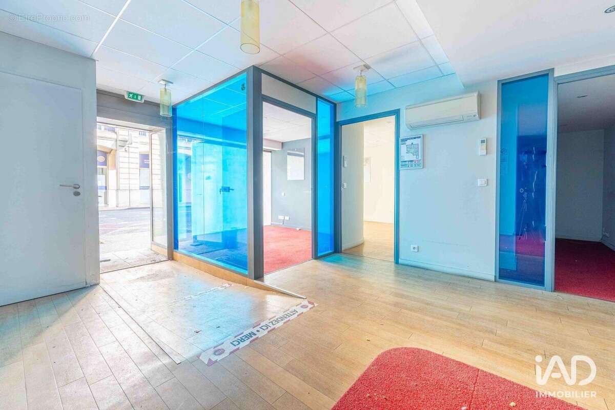 Photo 3 - Commerce à BORDEAUX