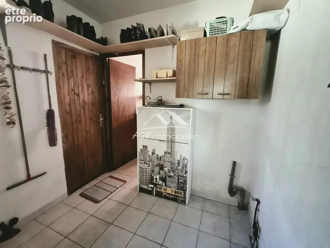 Maison trois chambres, avec piscine et 3884 m² de terrain - photo 13