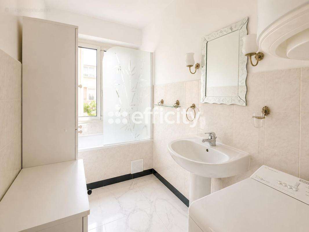 Appartement à AIX-LES-BAINS