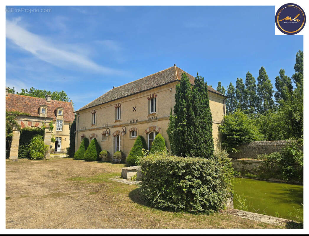 Maison à BASLY