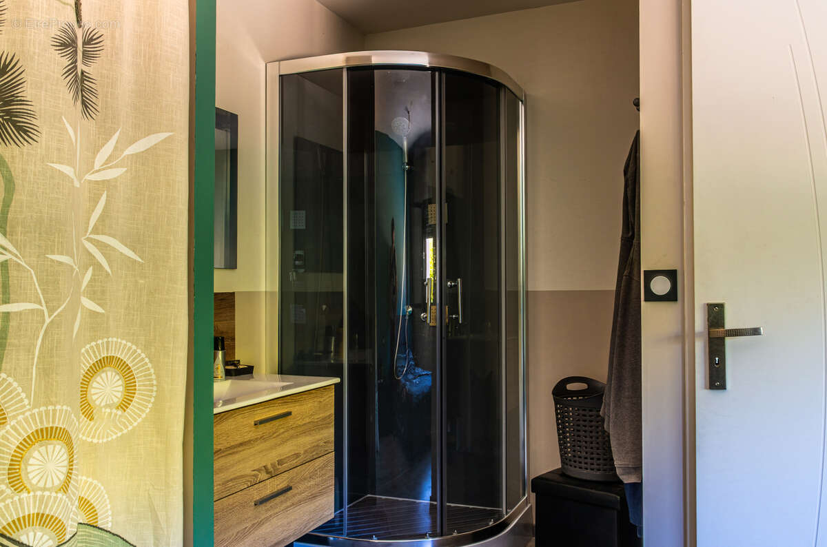 Villa contemporaine de plain-pied   132 m2   Vue dégagée - photo 19