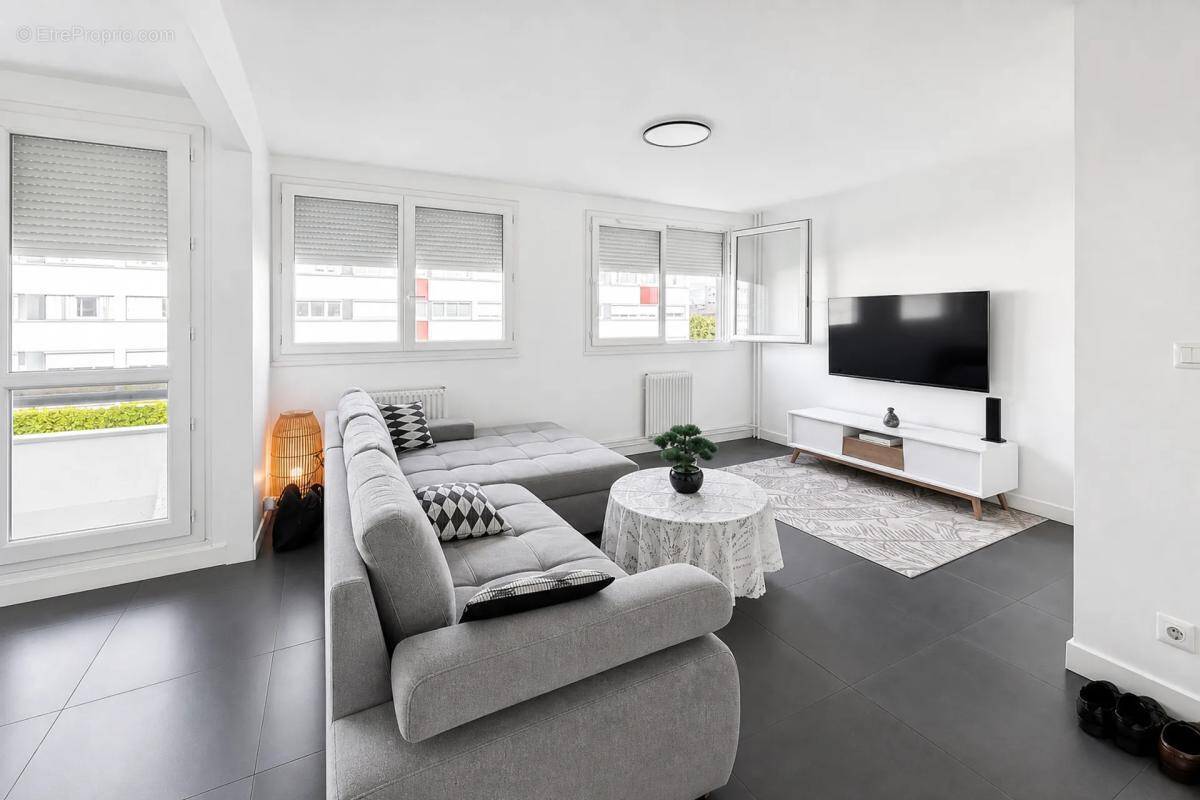Appartement à FLEURY-LES-AUBRAIS