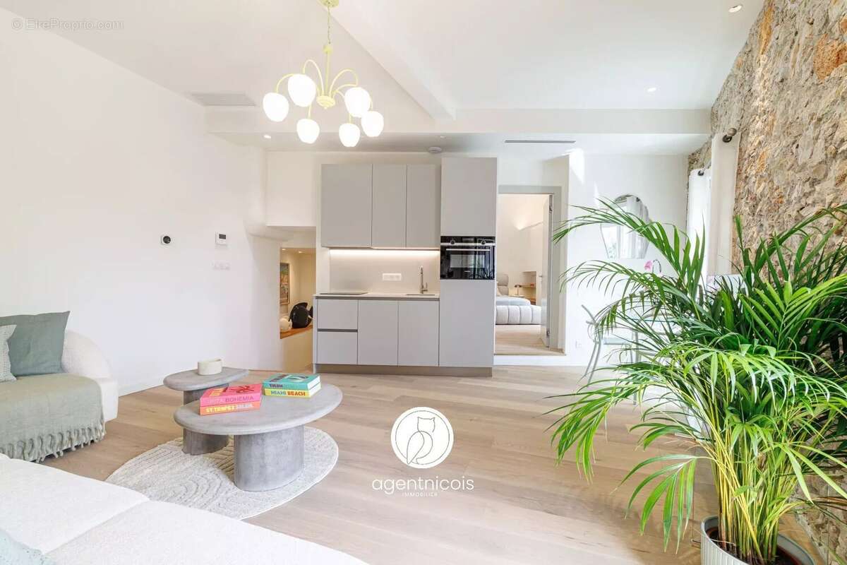 Appartement à VILLEFRANCHE-SUR-MER