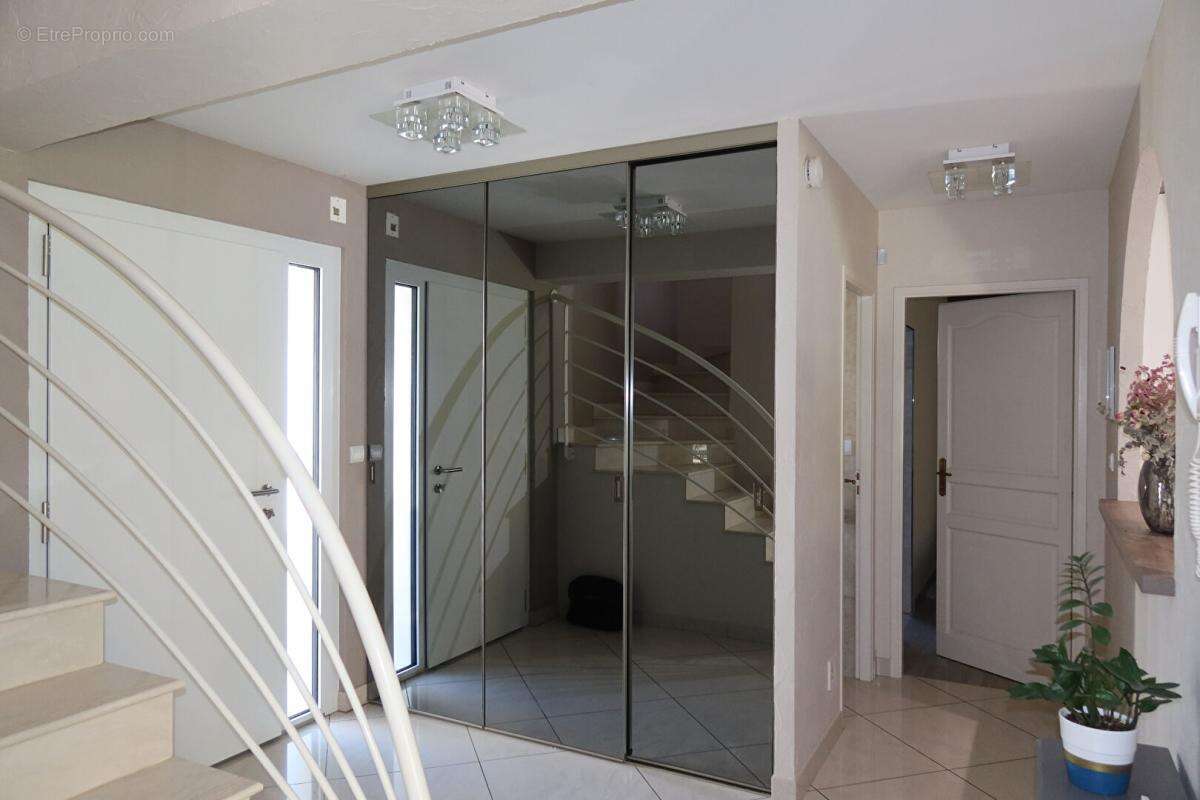Maison d'architecte Besancon 6 pièce(s) 220 m2 - photo 10