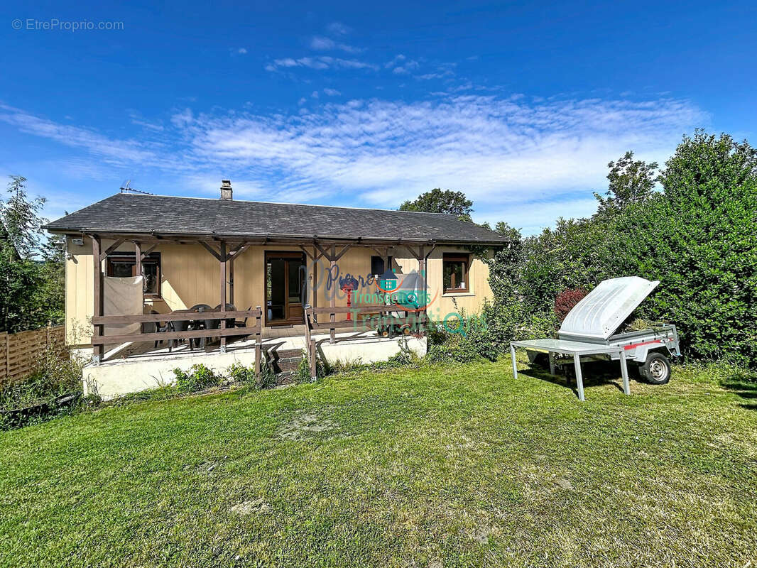 Maison à SAINT-MAURICE-D'ETELAN