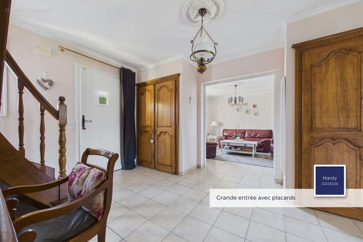 Maison à ENNERY