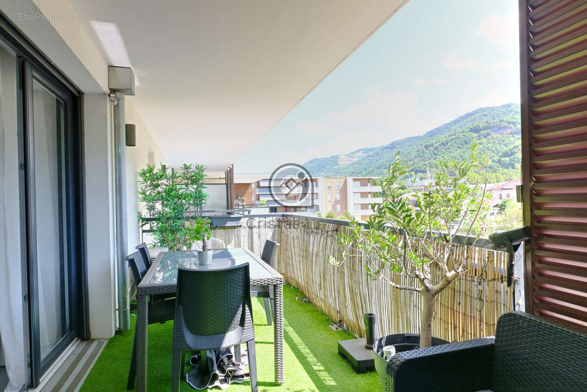 Appartement T4 avec terrasse et vue montagnes - photo 10