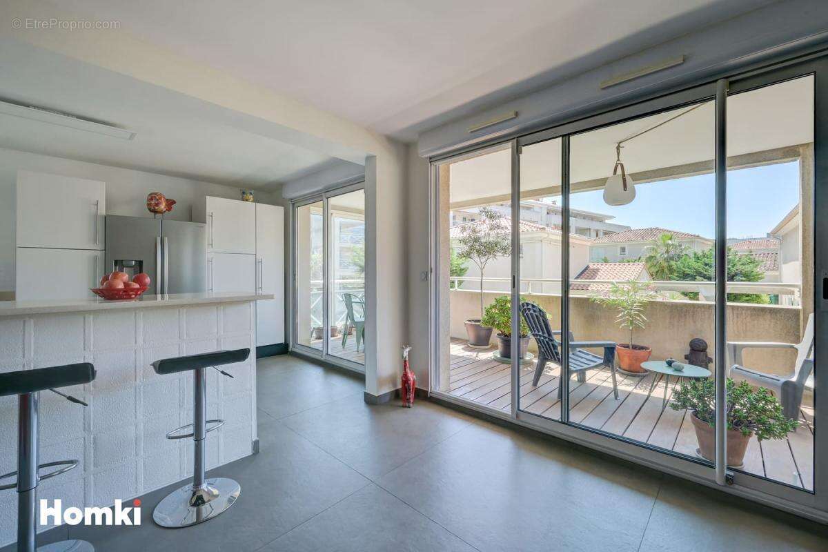 Appartement à MARSEILLE-9E