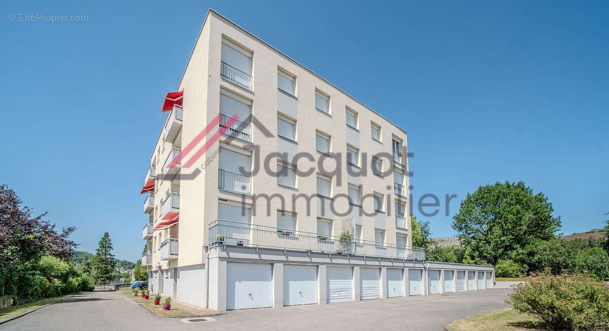 Appartement à LONS-LE-SAUNIER