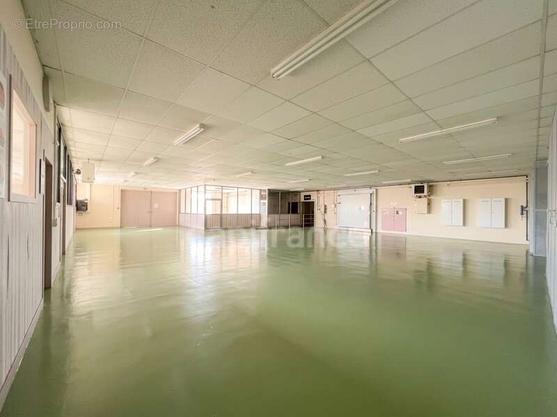 Commerce à CHEVANCEAUX