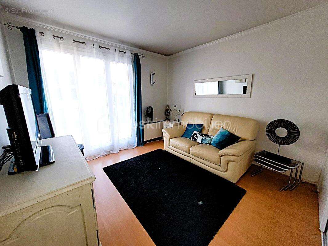 Maison à CLAYE-SOUILLY