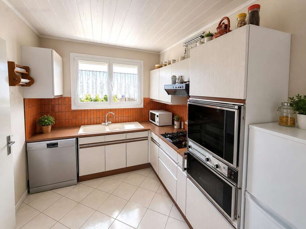 Maison à PLAISIR