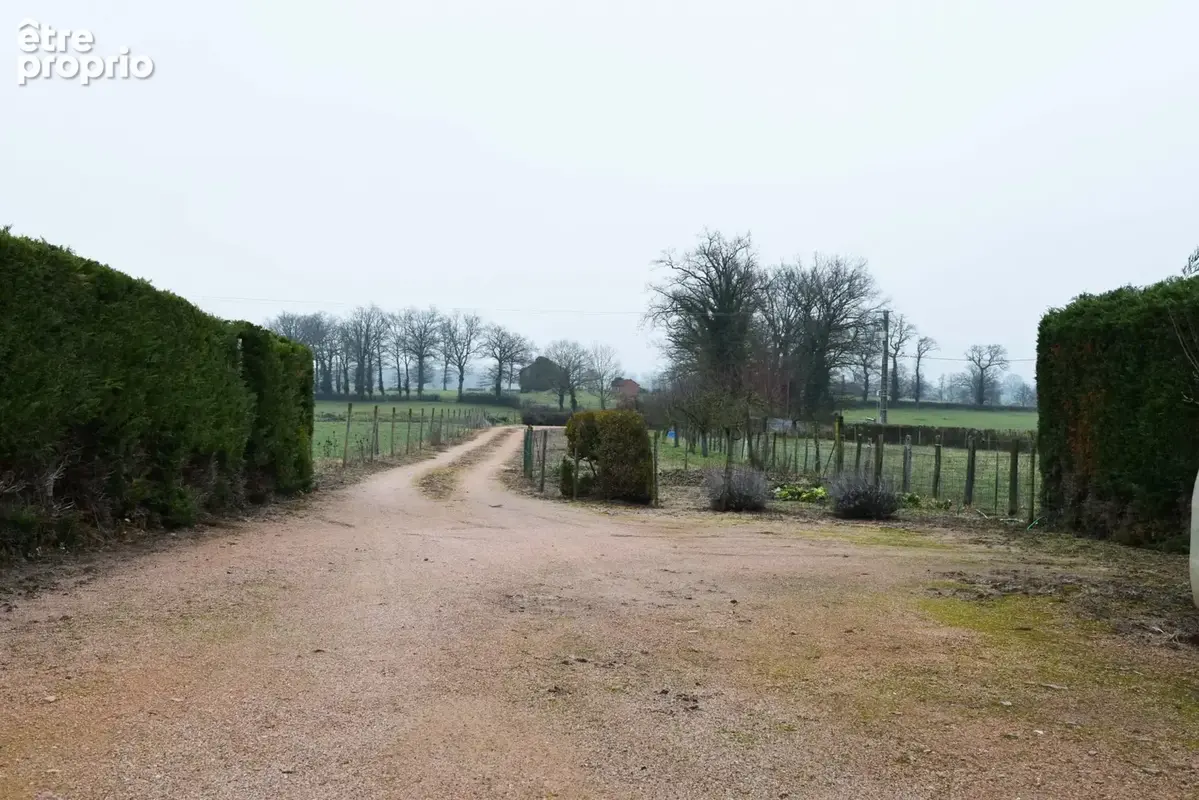 Maison 8 pièces 140 m² à vendre à La Pacaudiere (42310) - photo 9