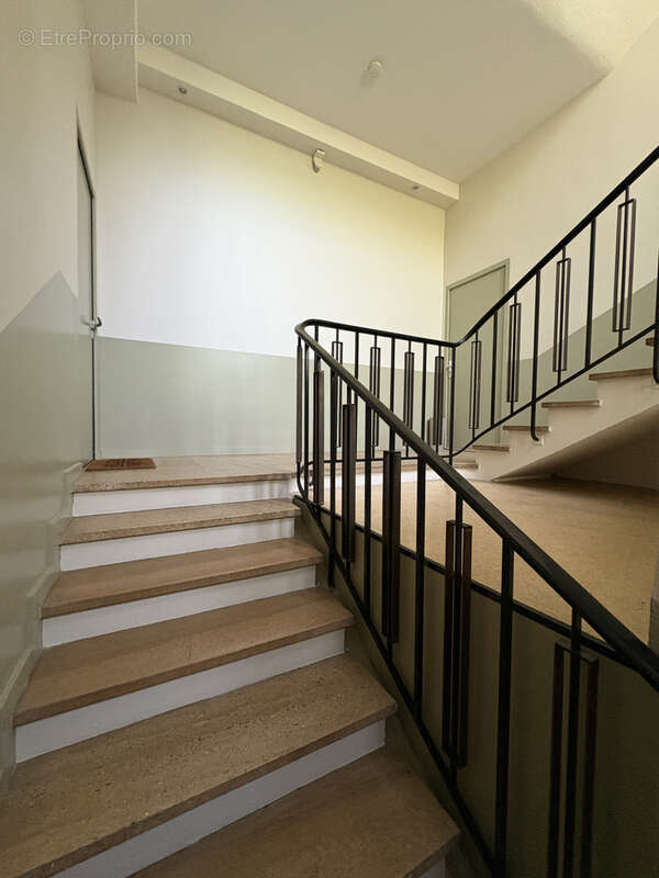 Montpellier Arceaux. Appartement bourgeois avec jardin privatif, terrasses & parking.. - photo 10