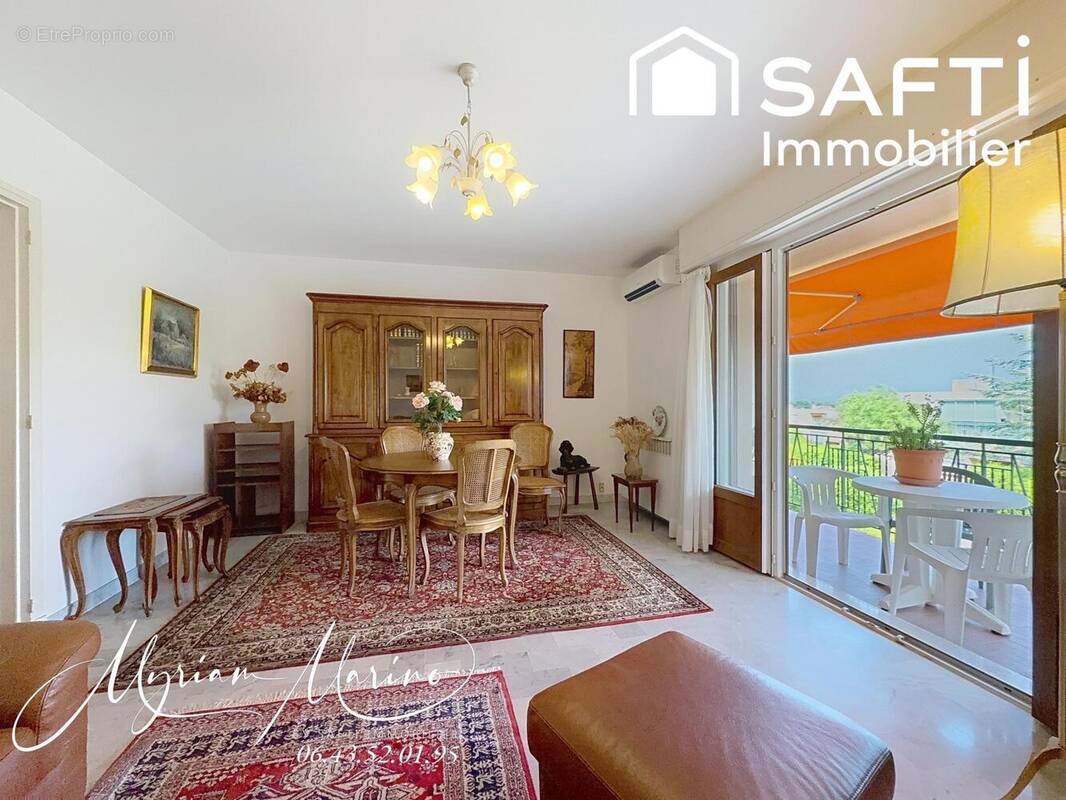 Photo 1 - Appartement à FREJUS