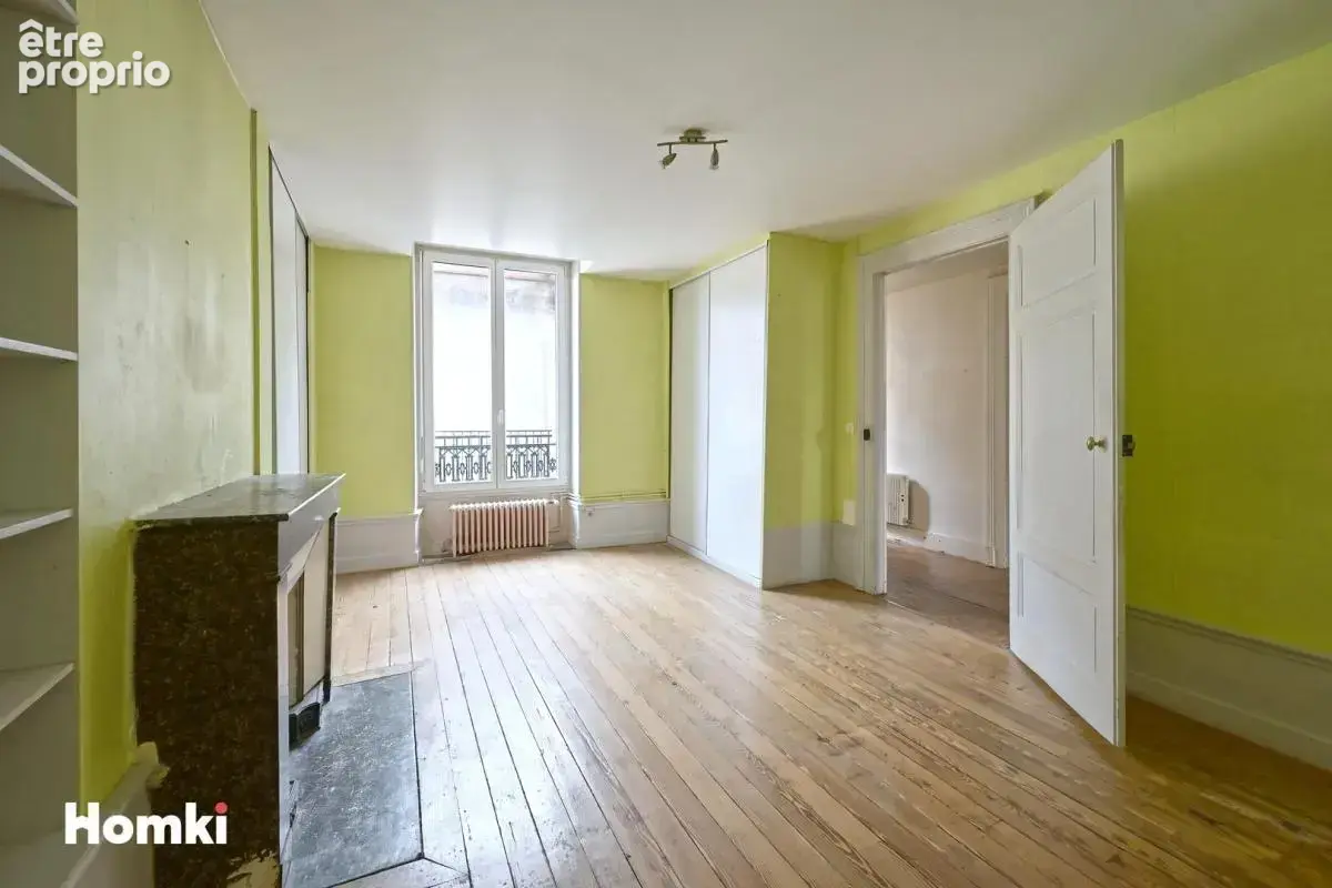 Appartement T4 de 105 m² à Belley 01300, Place des Terreaux - photo 7