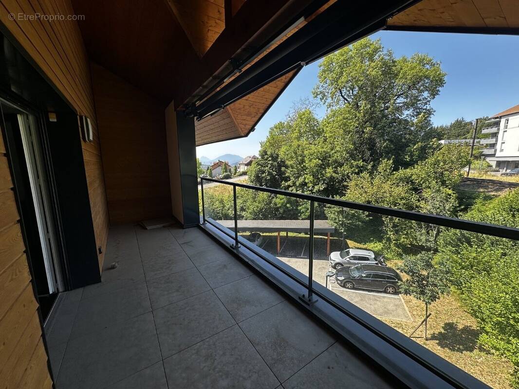 Appartement à GROISY