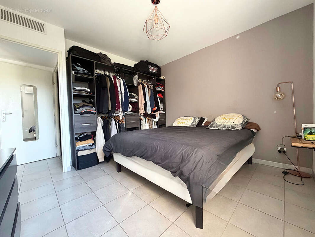 Appartement à CHATEAUNEUF-LES-MARTIGUES