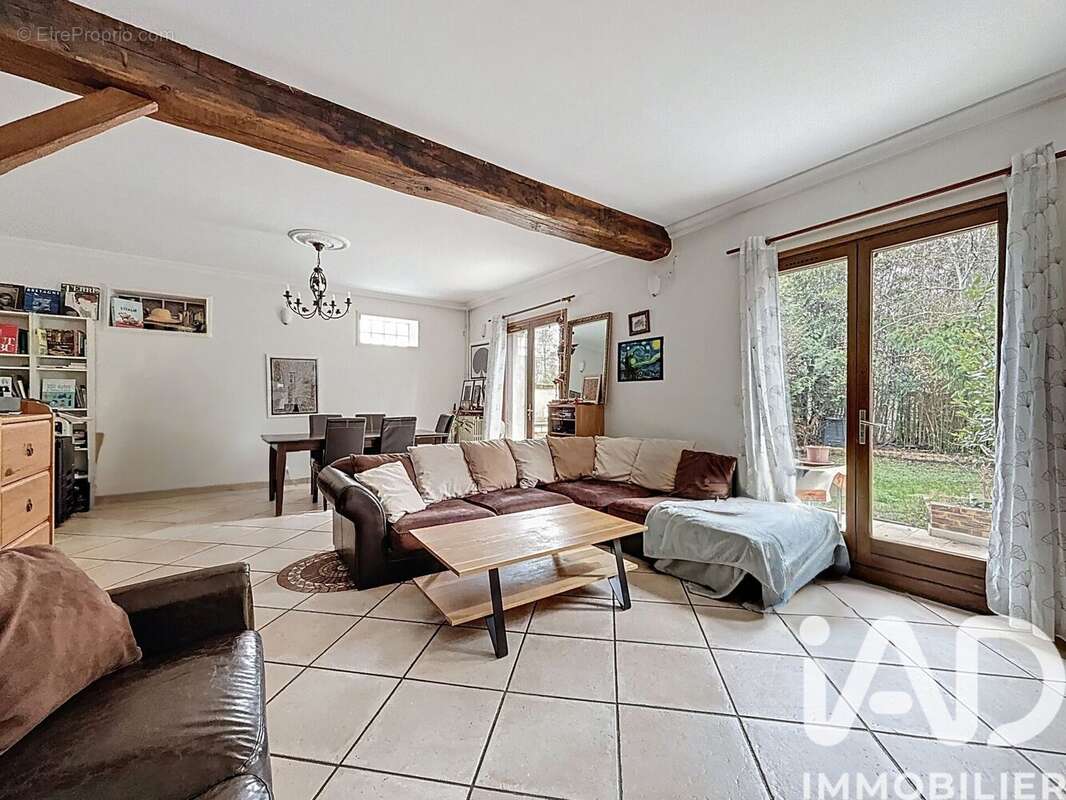 Photo 3 - Maison à VIRY-CHATILLON