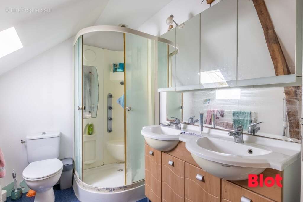 Maison à SAINT-GERMAIN-SUR-ILLE