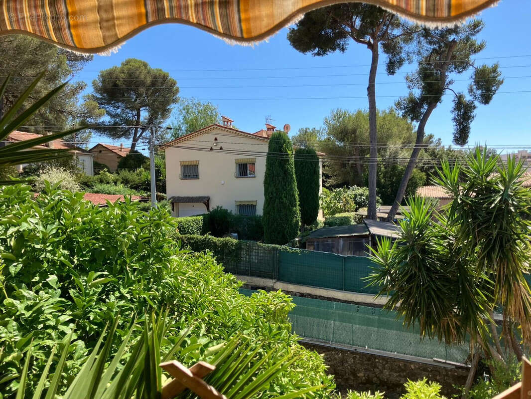 Appartement à LE CANNET