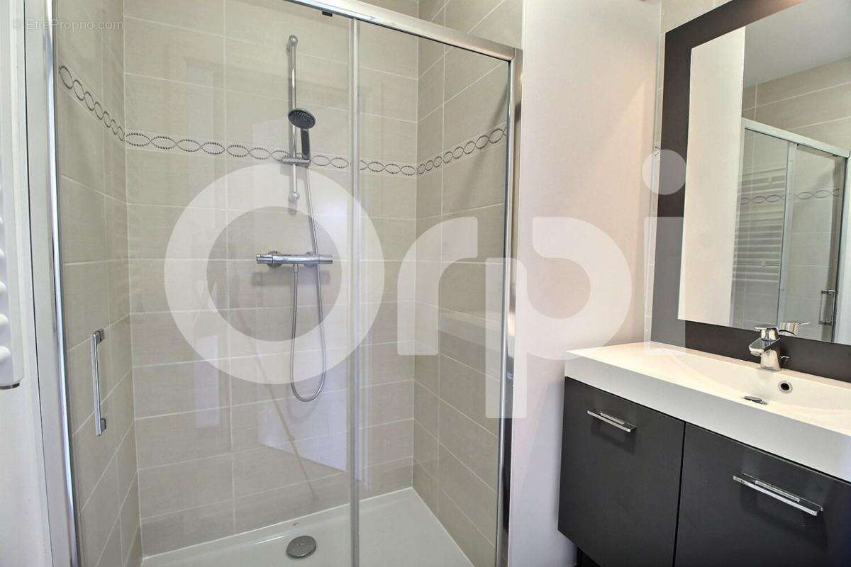 Appartement à CHENS-SUR-LEMAN
