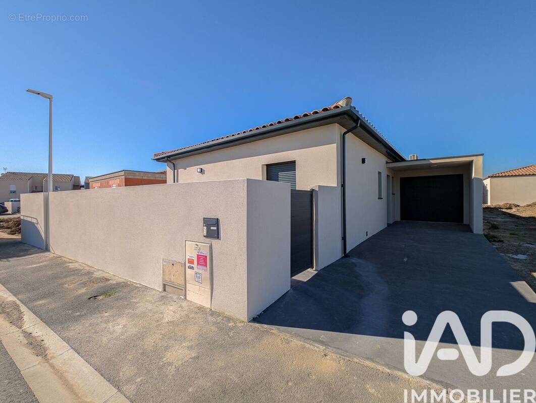 Photo 1 - Maison à FERRALS-LES-CORBIERES