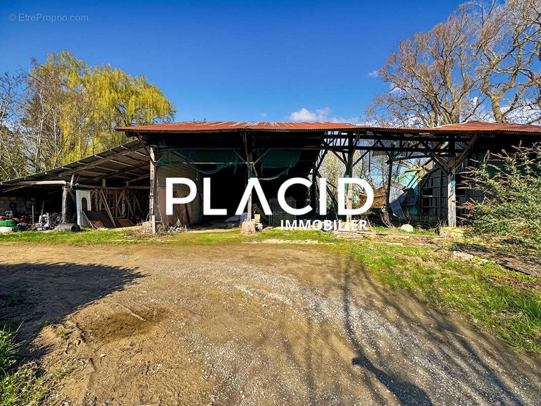 Maison à LES ATTAQUES