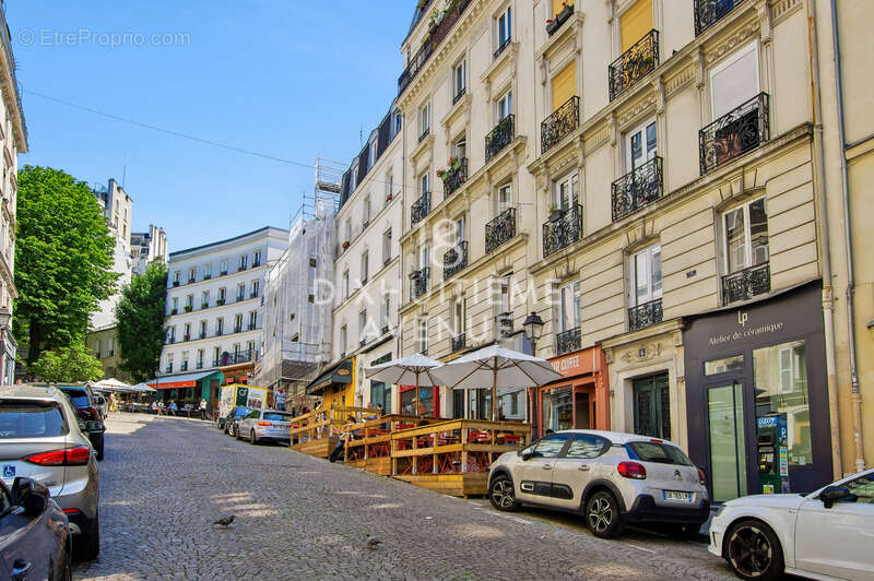 Appartement à PARIS-18E