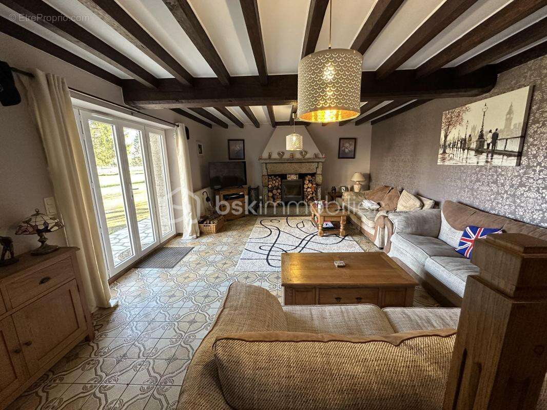 Grande maison familiale 235 m² avec terrain 7 180 m² - photo 5