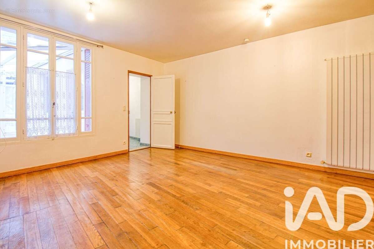 Photo 8 - Appartement à PIERRELAYE