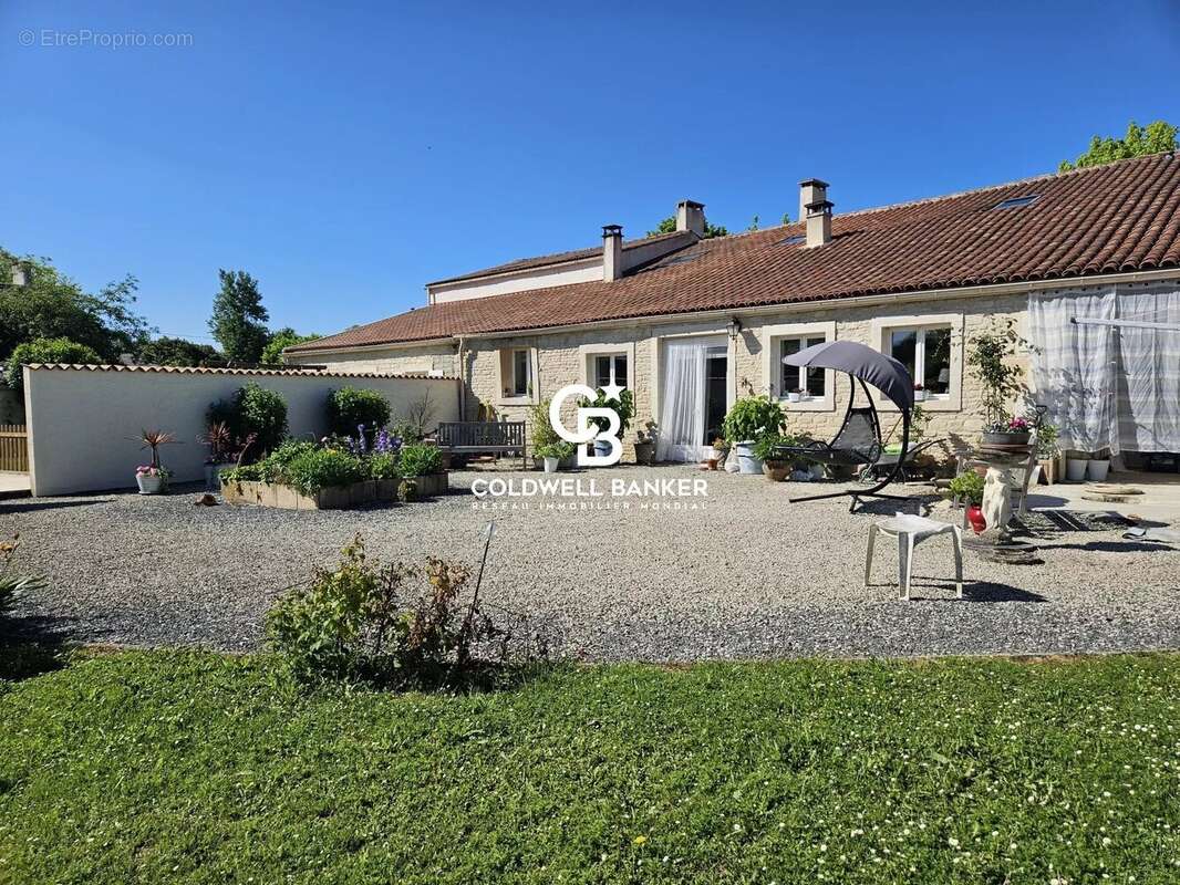 Maison à MIGRON
