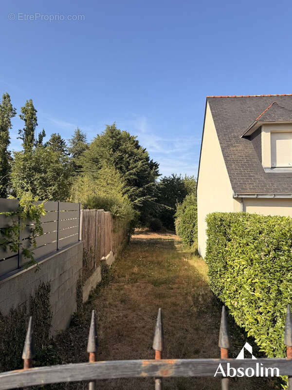 Terrain 920 m² à Beaulieu-Sur-Layon  - photo 5