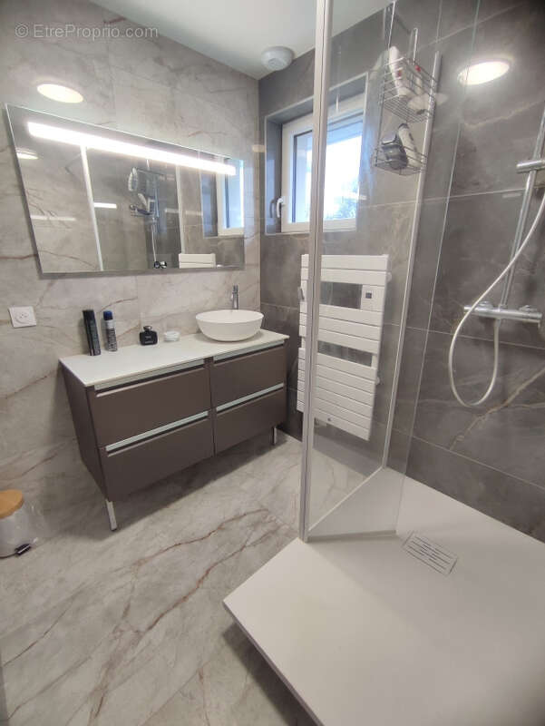 Maison à SAINT-MARTIN-BOULOGNE