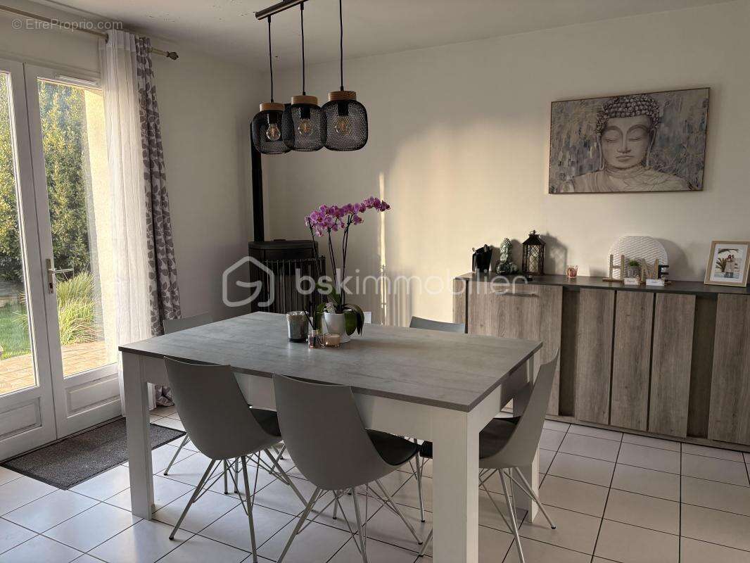 Maison à MANNEVILLE-SUR-RISLE