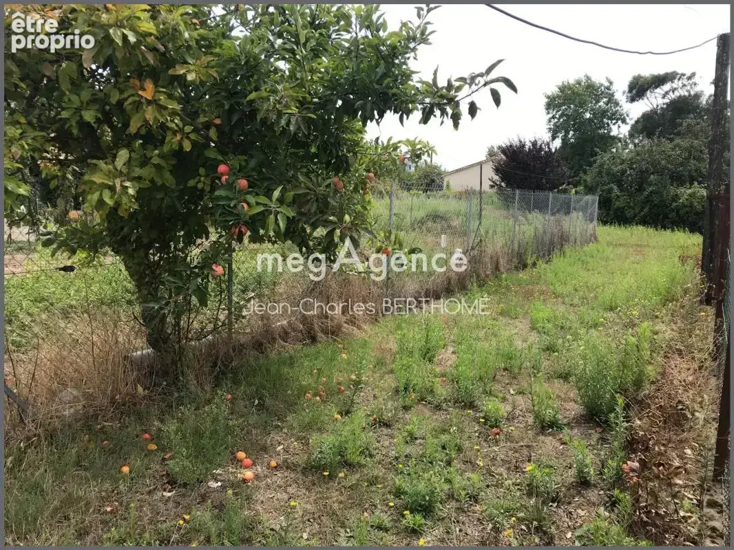 Marais à poissons de 8835m2 bordé par la rivière La Vertonne, havre de paix et dépaysement total - photo 3