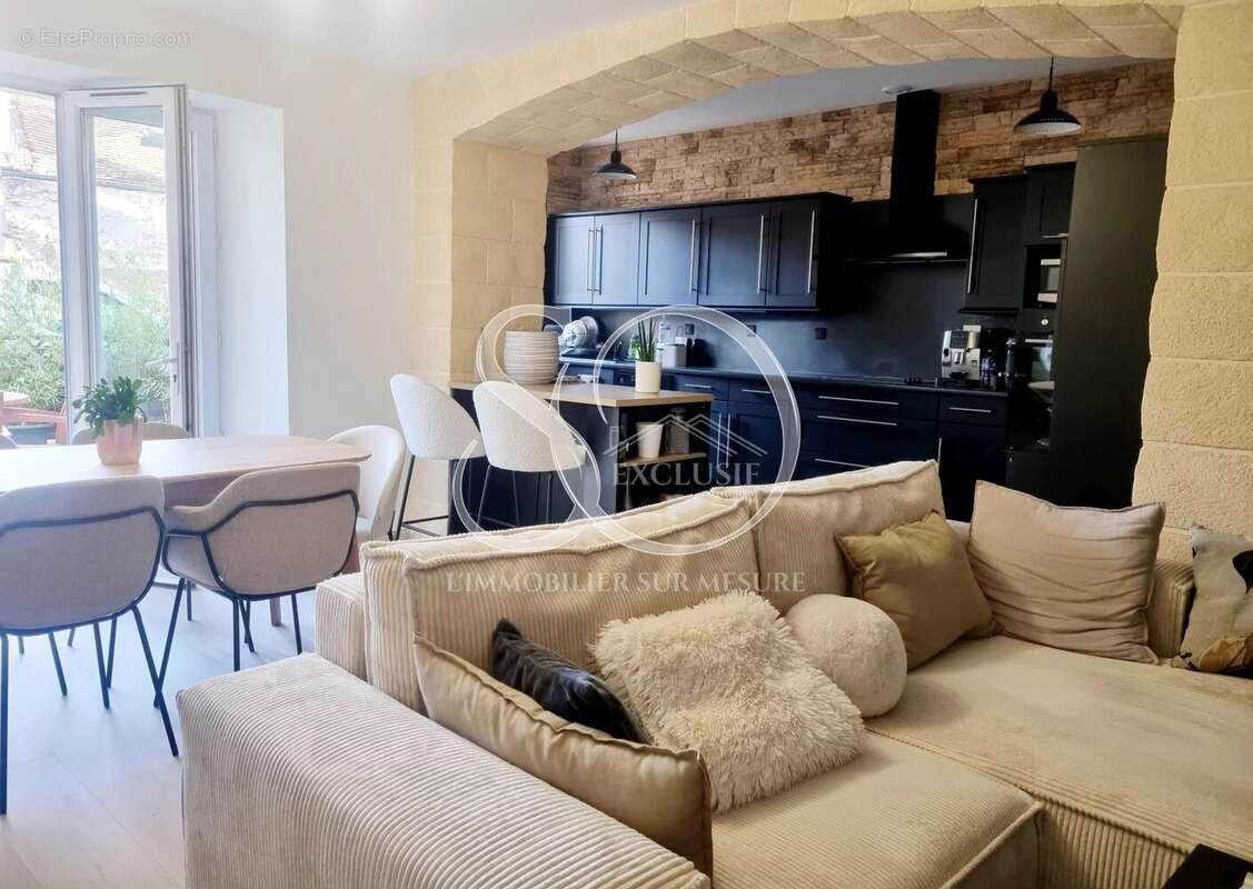 Maison à FLINS-SUR-SEINE