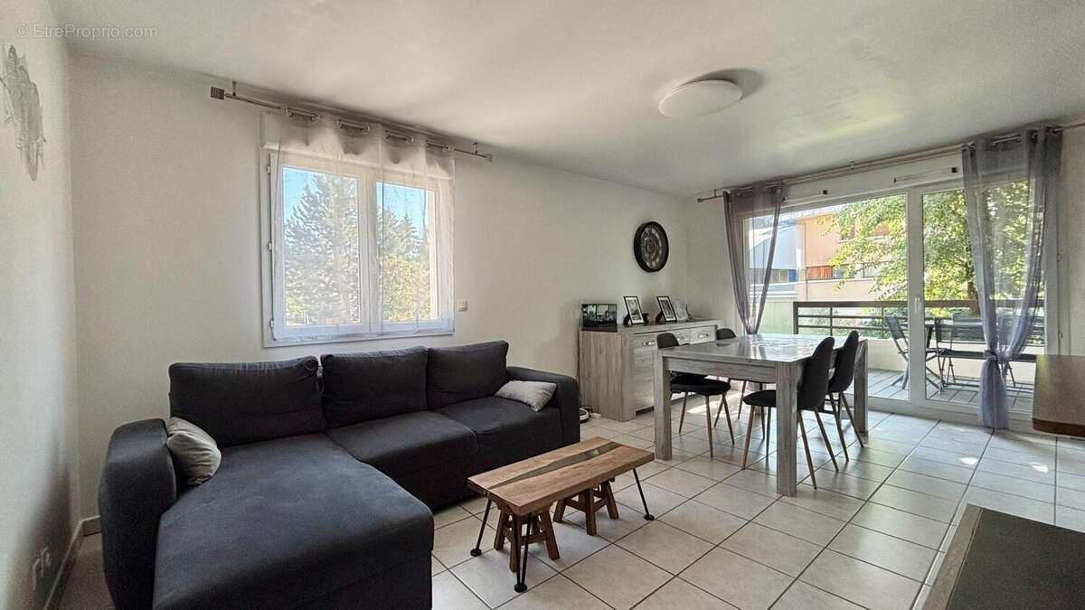 Appartement 64 m² à La Balme-De-Sillingy  - photo 3