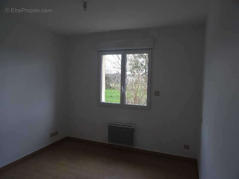 Maison à SAINT-JUNIEN